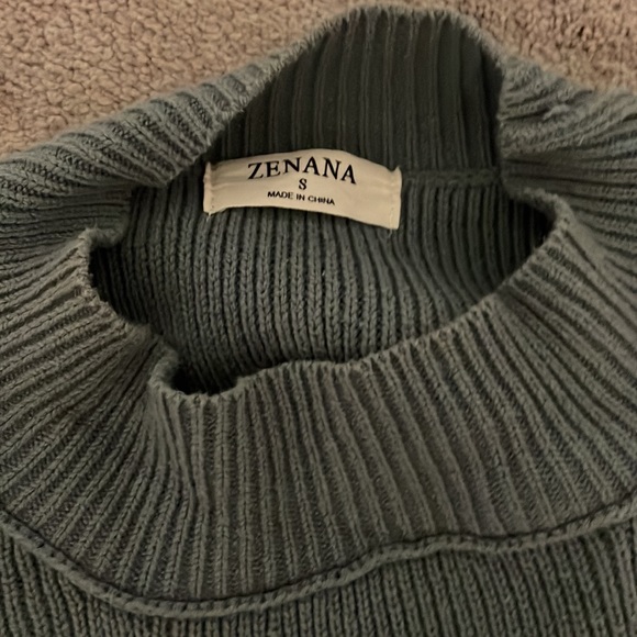 Oversized knit sweater - Picture 2 of 2